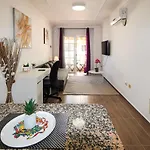 Beautiful By The Sea In Apartman