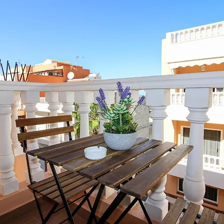 Beautiful With Air Conditioning Just Steps From The Sea In * Playa de San Juan (Tenerife)