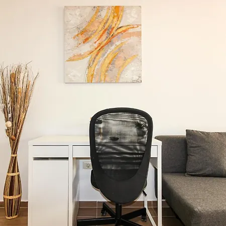 Beautiful With Air Conditioning Just Steps From The Sea In Apartment Playa de San Juan (Tenerife)