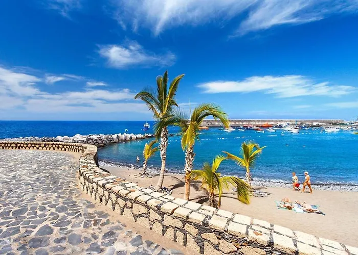 Beautiful By The Sea In דירה *